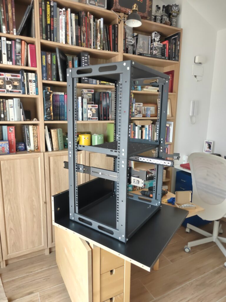 Ensamblaje del rack en el mueble